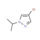 4-Bromo-1-isopropyl-1H-pyrazole (CAS 313735-62-5) - chemical structure image