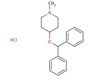 4-Diphenylmethoxy-1-methylpiperidine hydrochloride (CAS 132-18-3) - chemical structure image