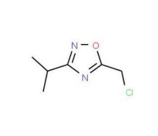 5-(chloromethyl)-3-isopropyl-1,2,4-oxadiazole (CAS 54042-97-6) - chemical structure image