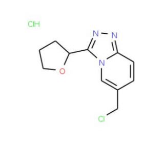 6-(Chloromethyl)-3-tetrahydrofuran-2-yl[1,2,4]-triazolo[4,3-a]pyridine hydrochloride - chemical structure image