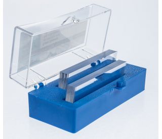 UltraCruz<sup>&reg;</sup> Coverglass, 22 x 50 mm, 1 ounce: sc-24975. Open view of Crystal Cruz cover slips in secure blue 