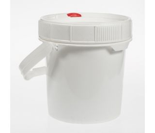 Compact and durable, the UltraCruz® Latched Screw-Top Pail, 0.6 gallon, is perfect for efficient storage with a secure scr 